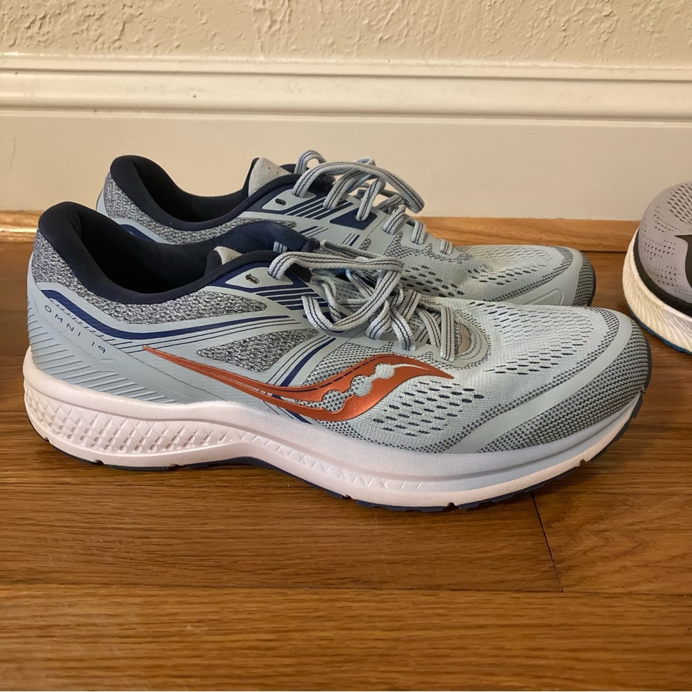 SAUCONY WOMENS OMNI 19 S10570 Size 10